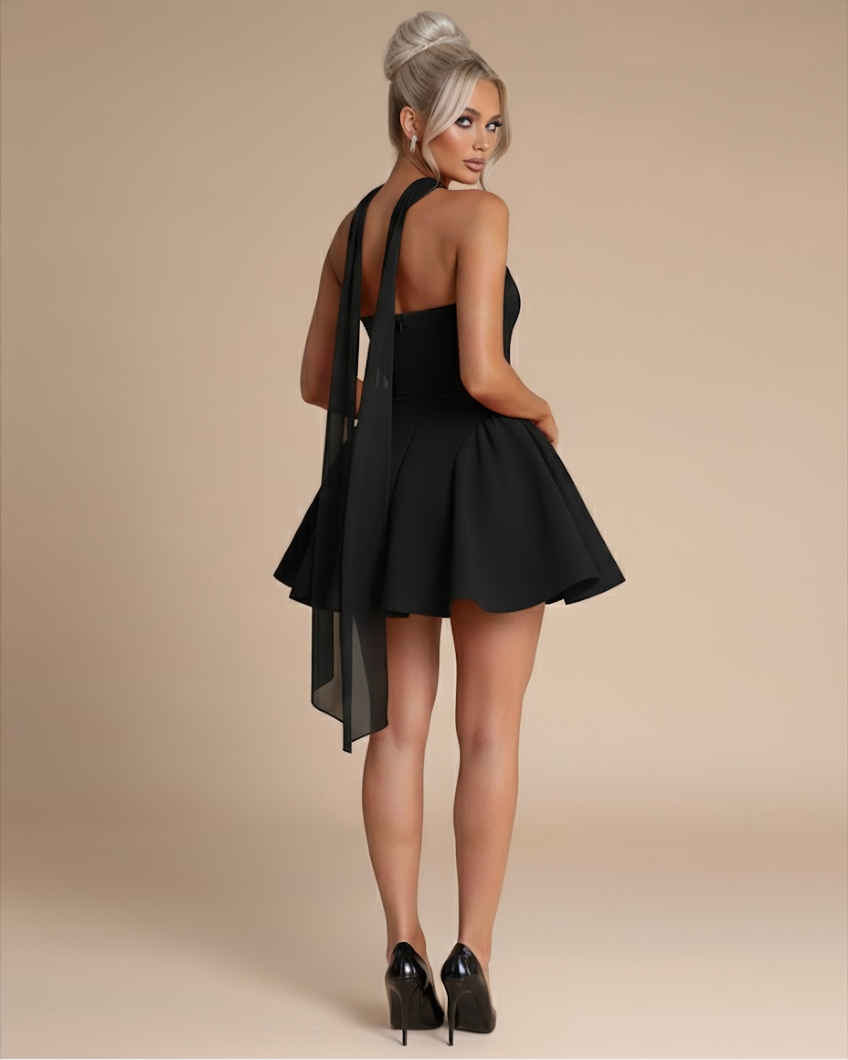 The Luna Mini Dress - Black