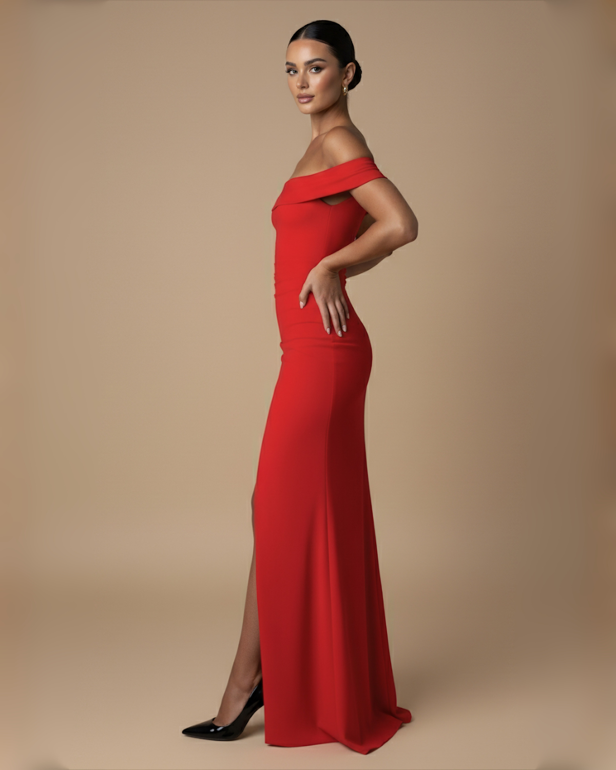 The Nala Off-Shoulder Split Maxi Dress - Red