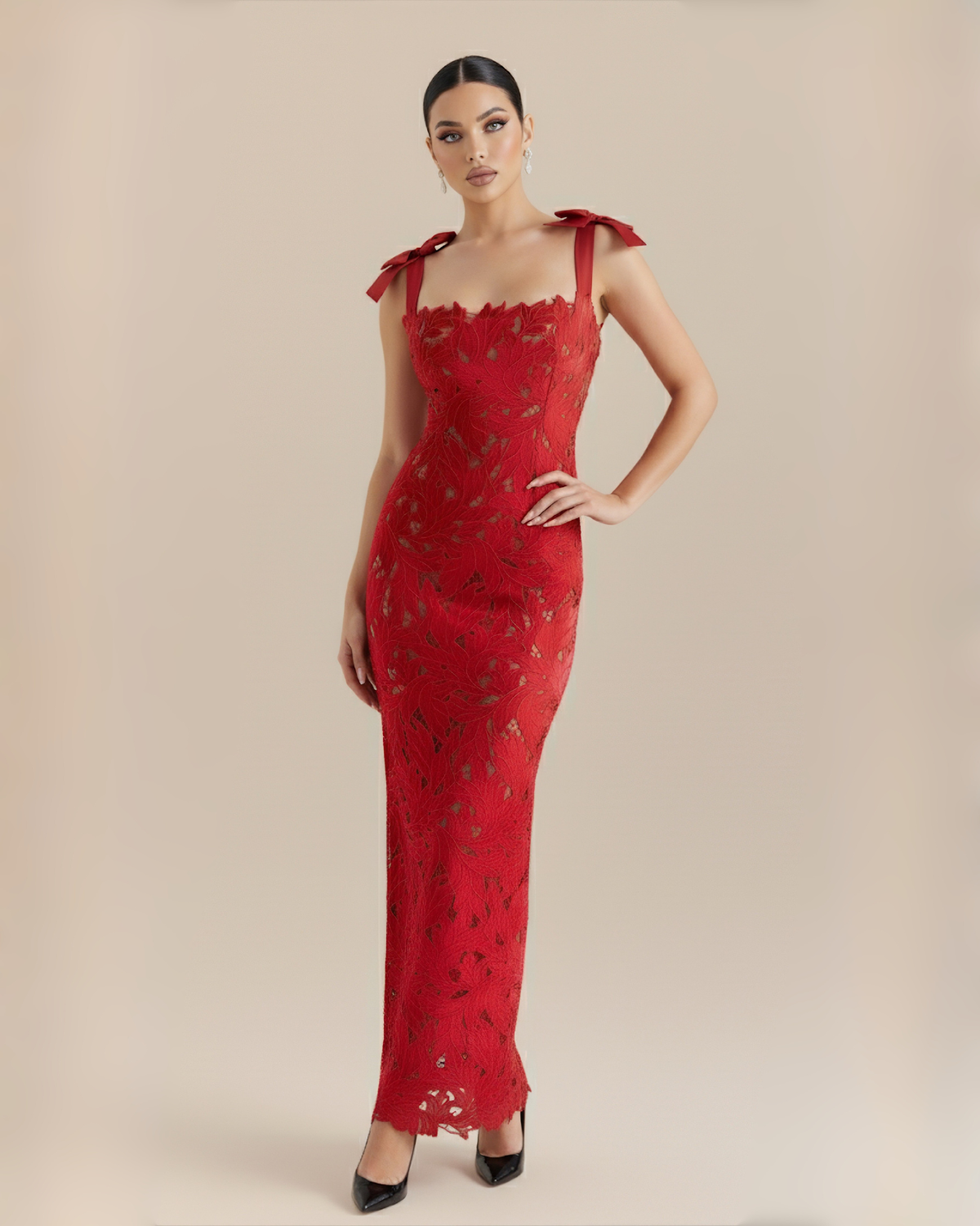 The Johanna Bow Detail Maxi Dress - Red