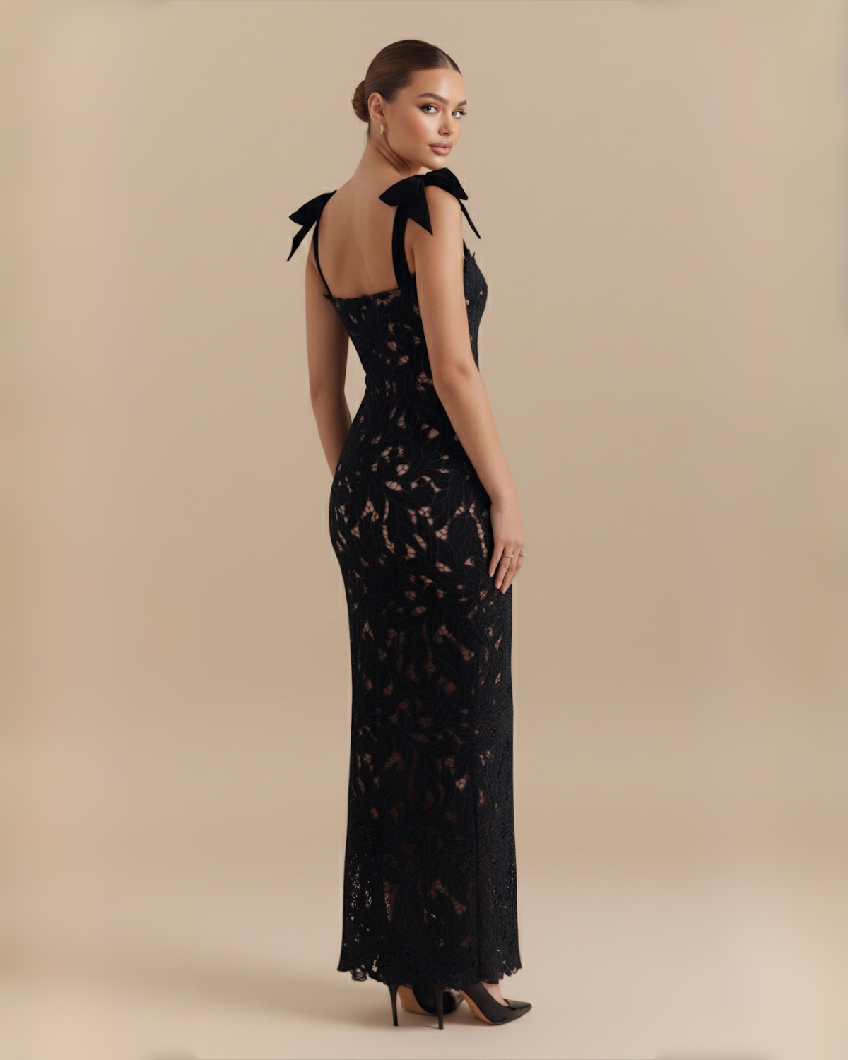 The Johanna Bow Detail Maxi Dress - Black