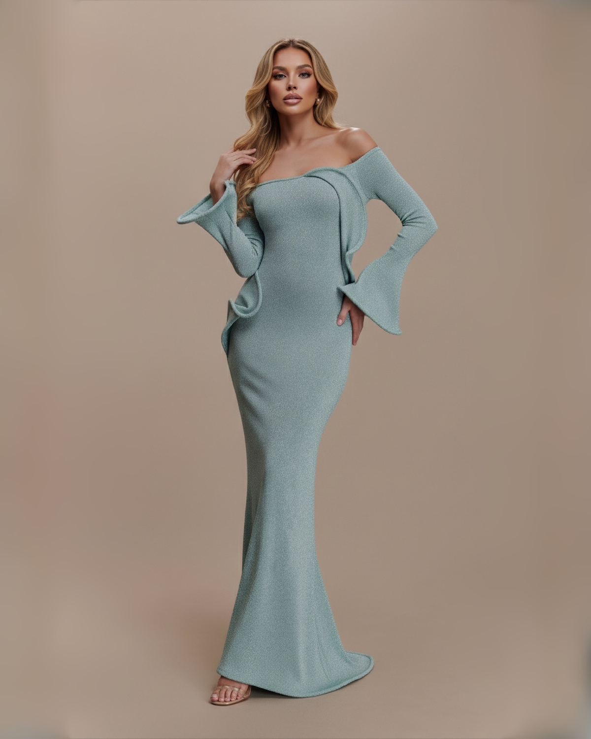 The Navaeh Maxi Dress - Mint
