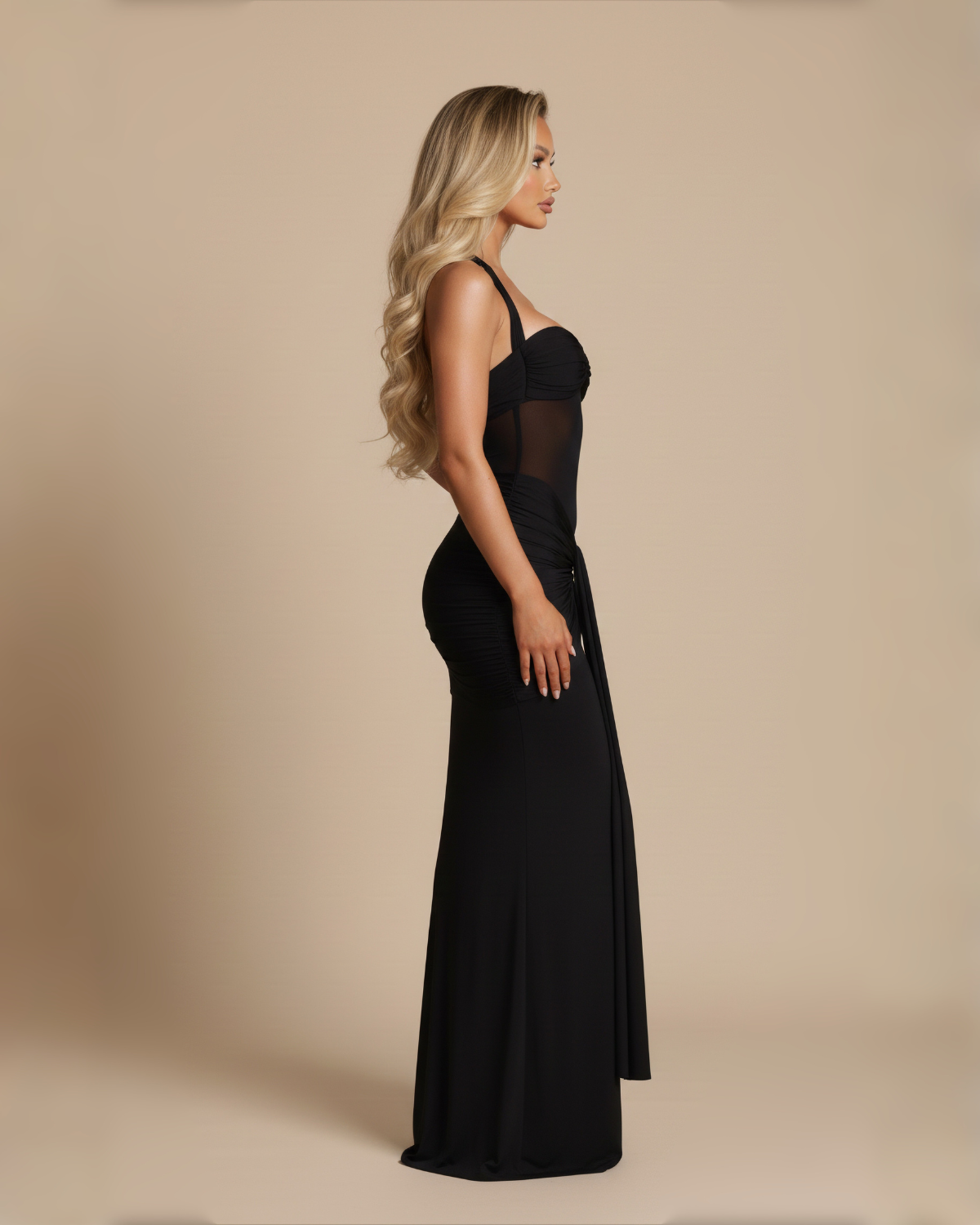 The Sienna Maxi Dress - Black