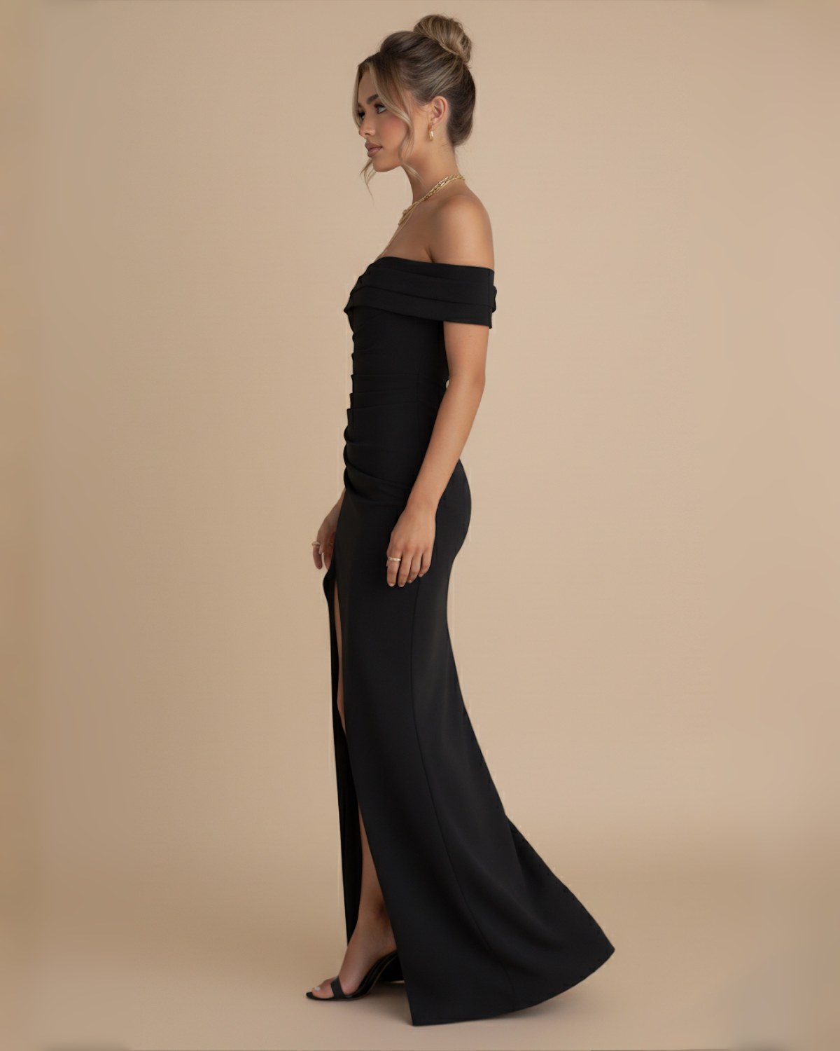 The Nala Off-Shoulder Split Maxi Dress - Black