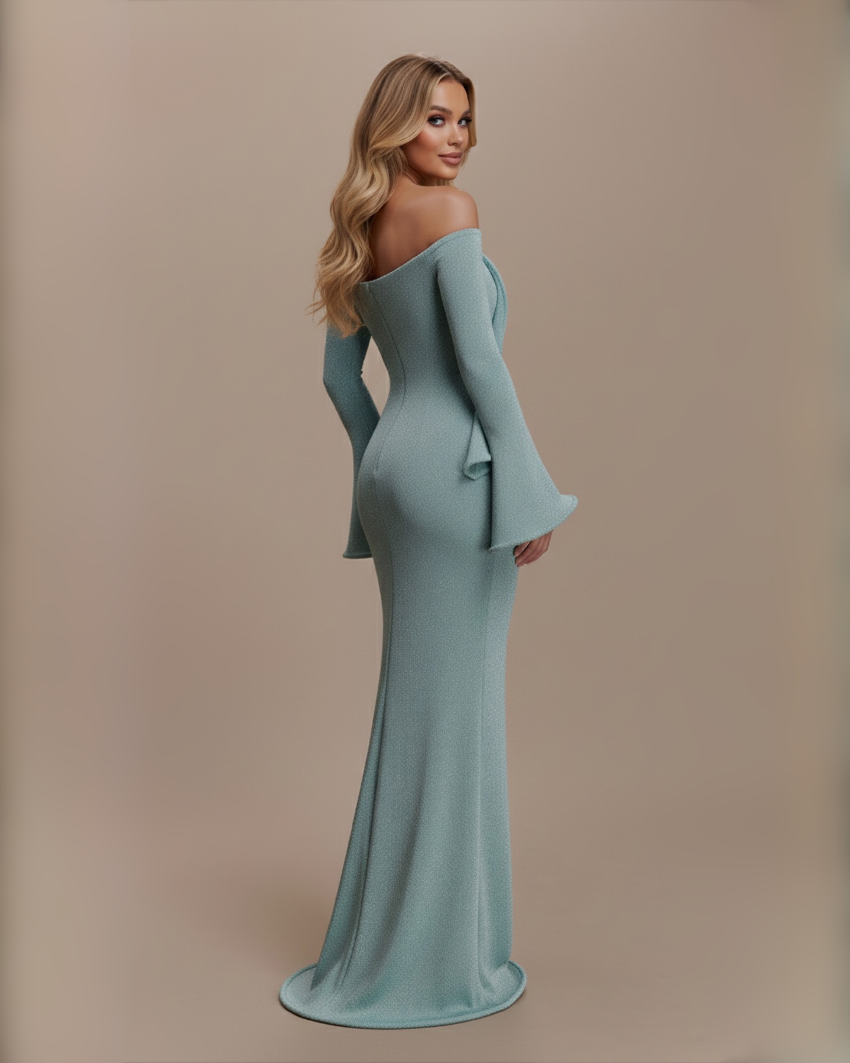 The Navaeh Maxi Dress - Mint