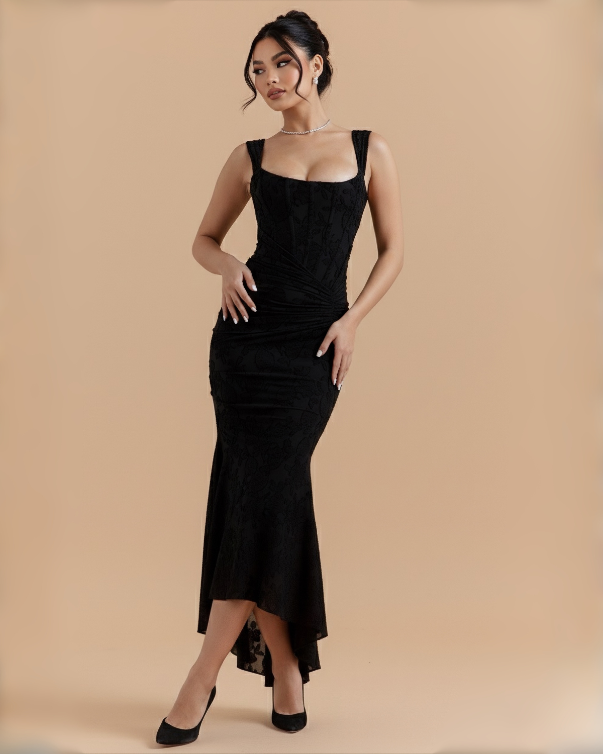 The Liliana Midi Dress - Black
