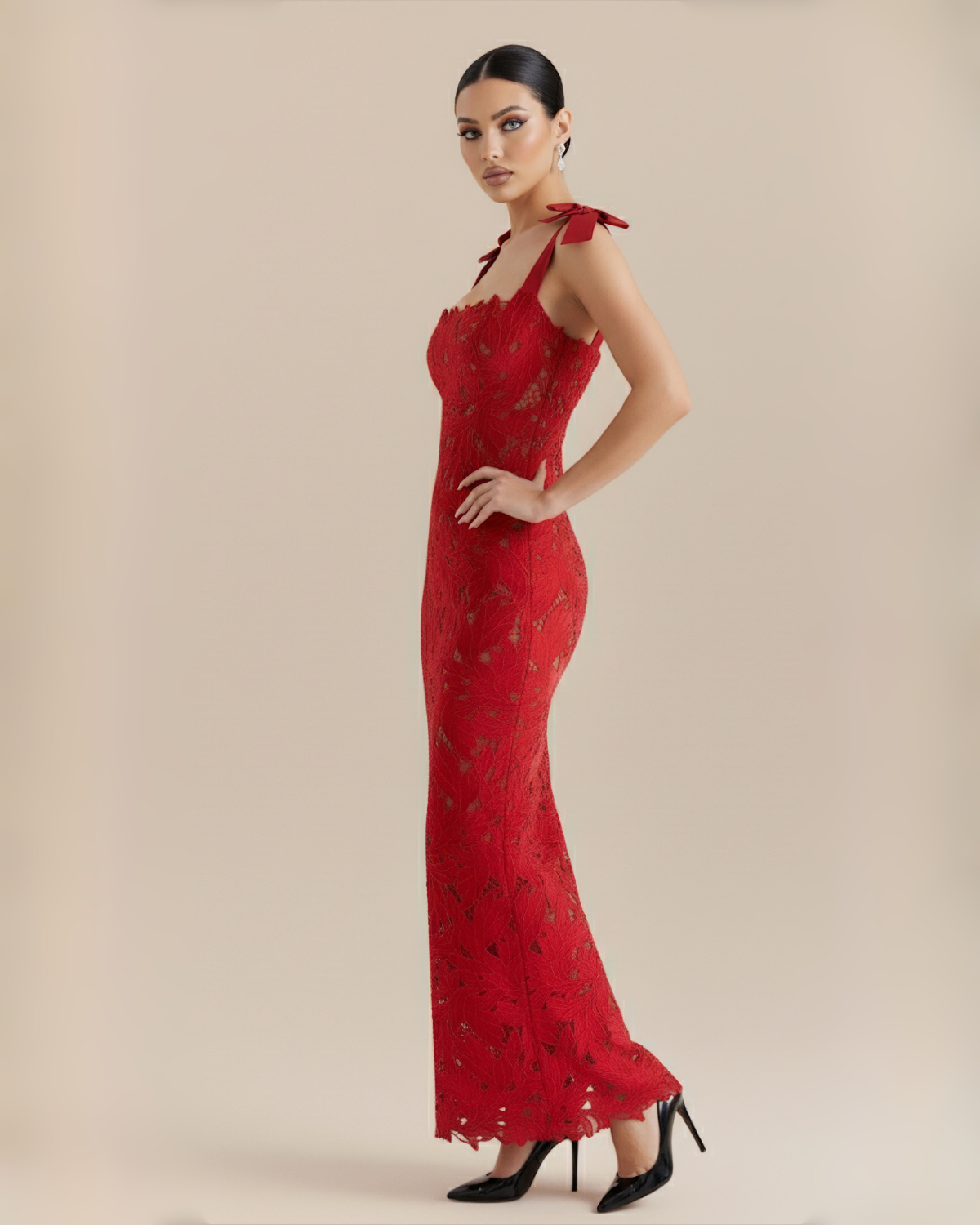 The Johanna Maxi Dress - Red