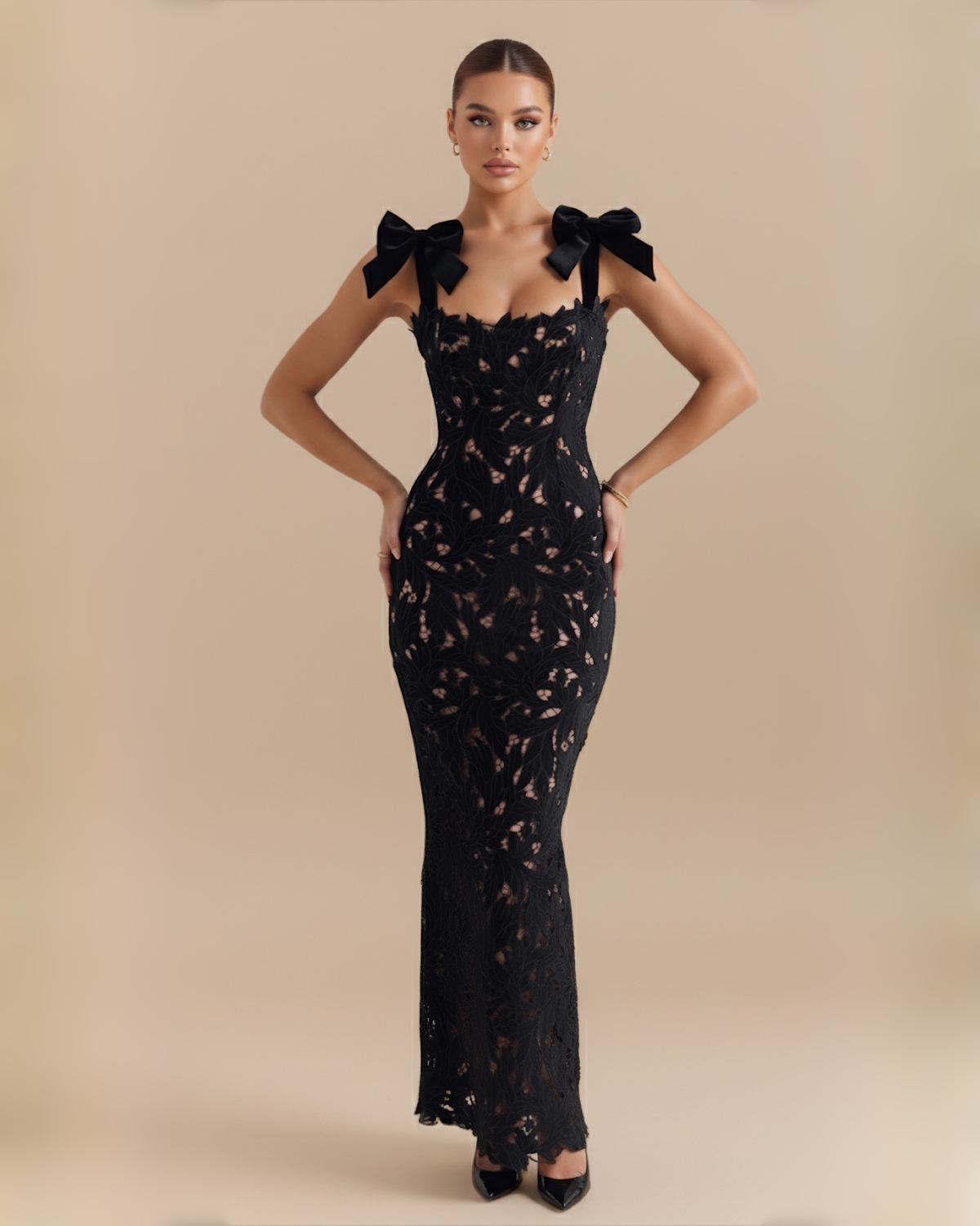 The Johanna Bow Detail Maxi Dress - Black