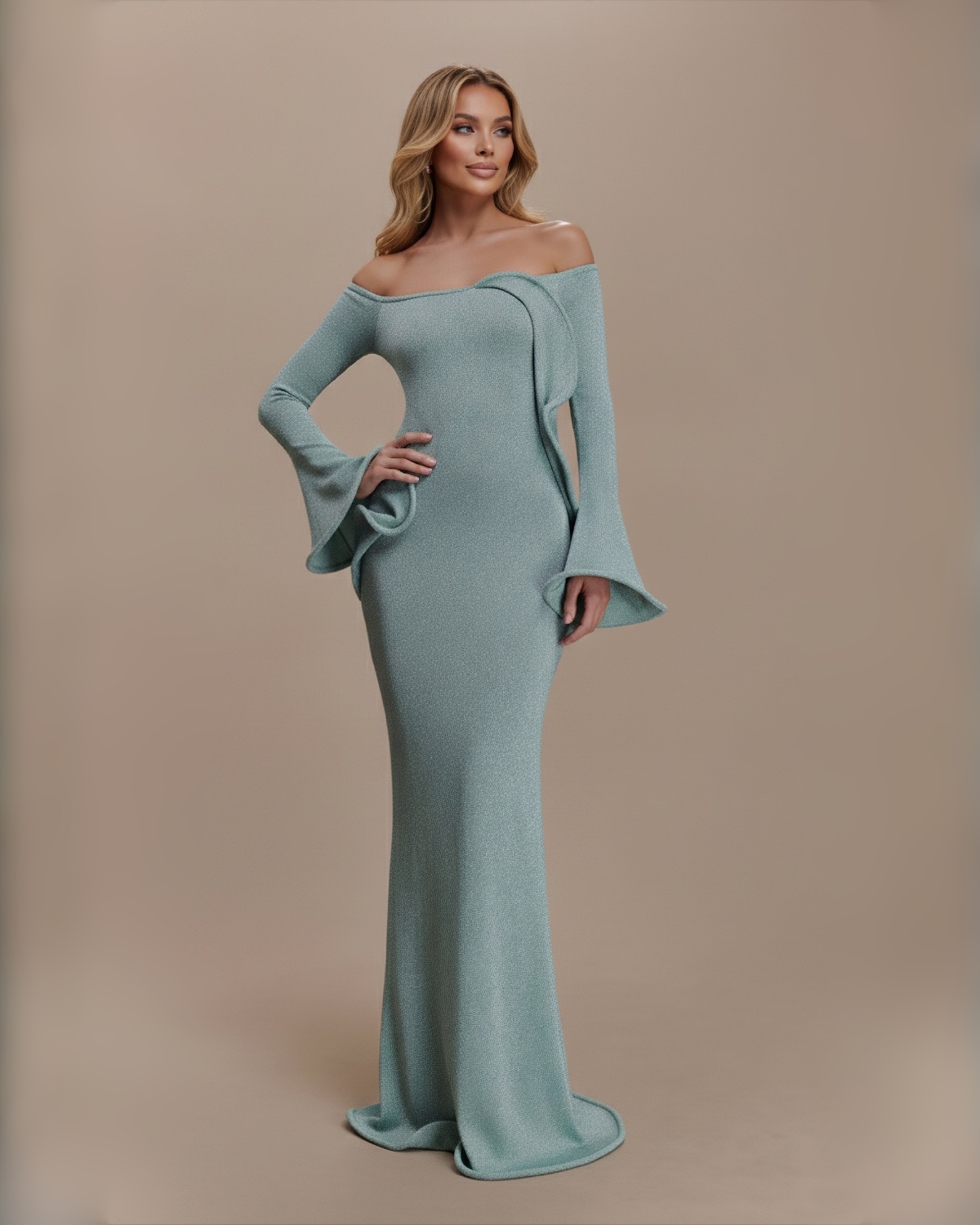 The Navaeh Maxi Dress - Mint